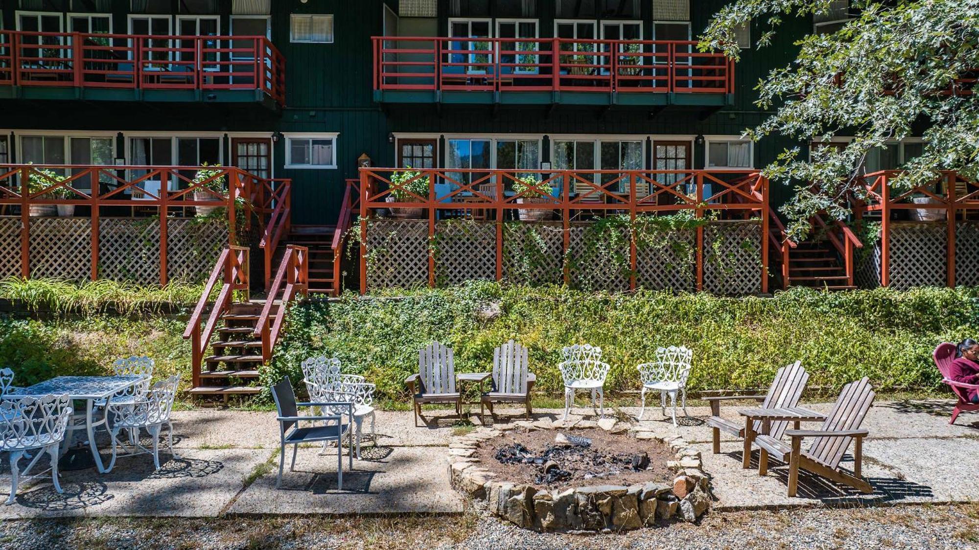 Narrow Gauge Inn Fish Camp Bagian luar foto