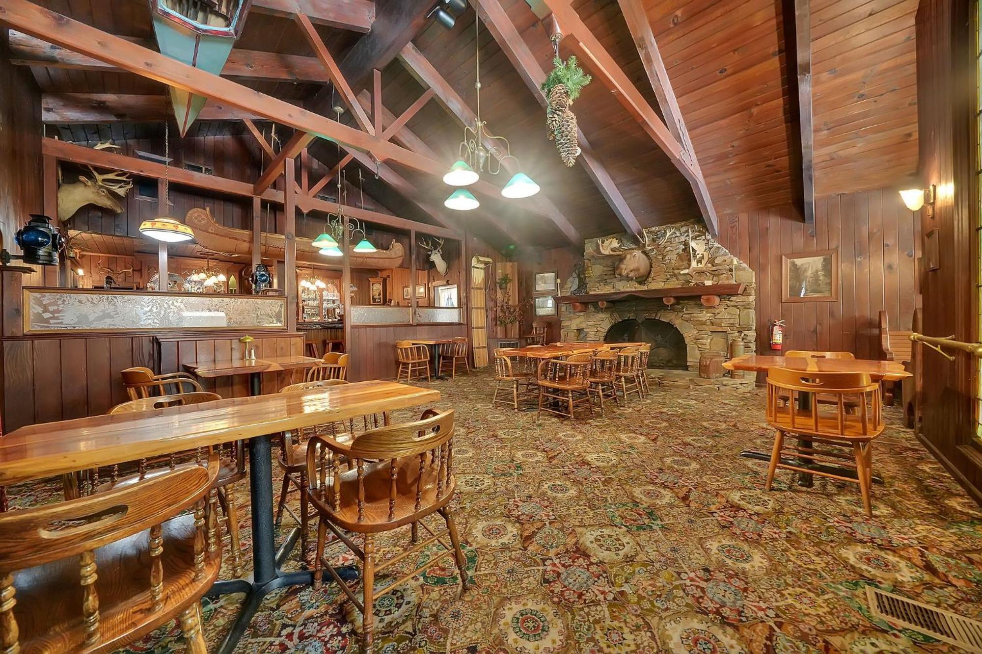 Narrow Gauge Inn Fish Camp Bagian luar foto