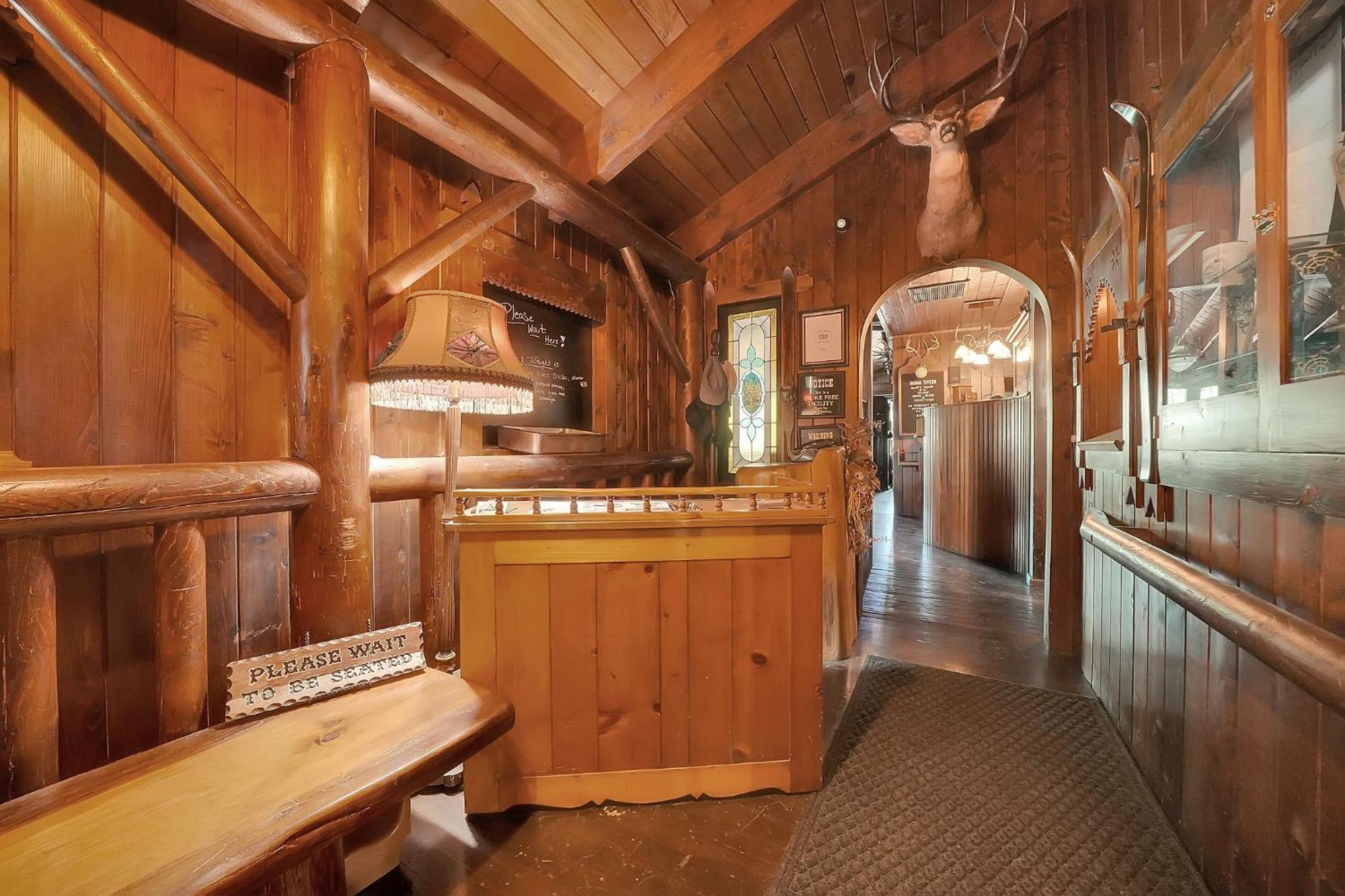 Narrow Gauge Inn Fish Camp Bagian luar foto