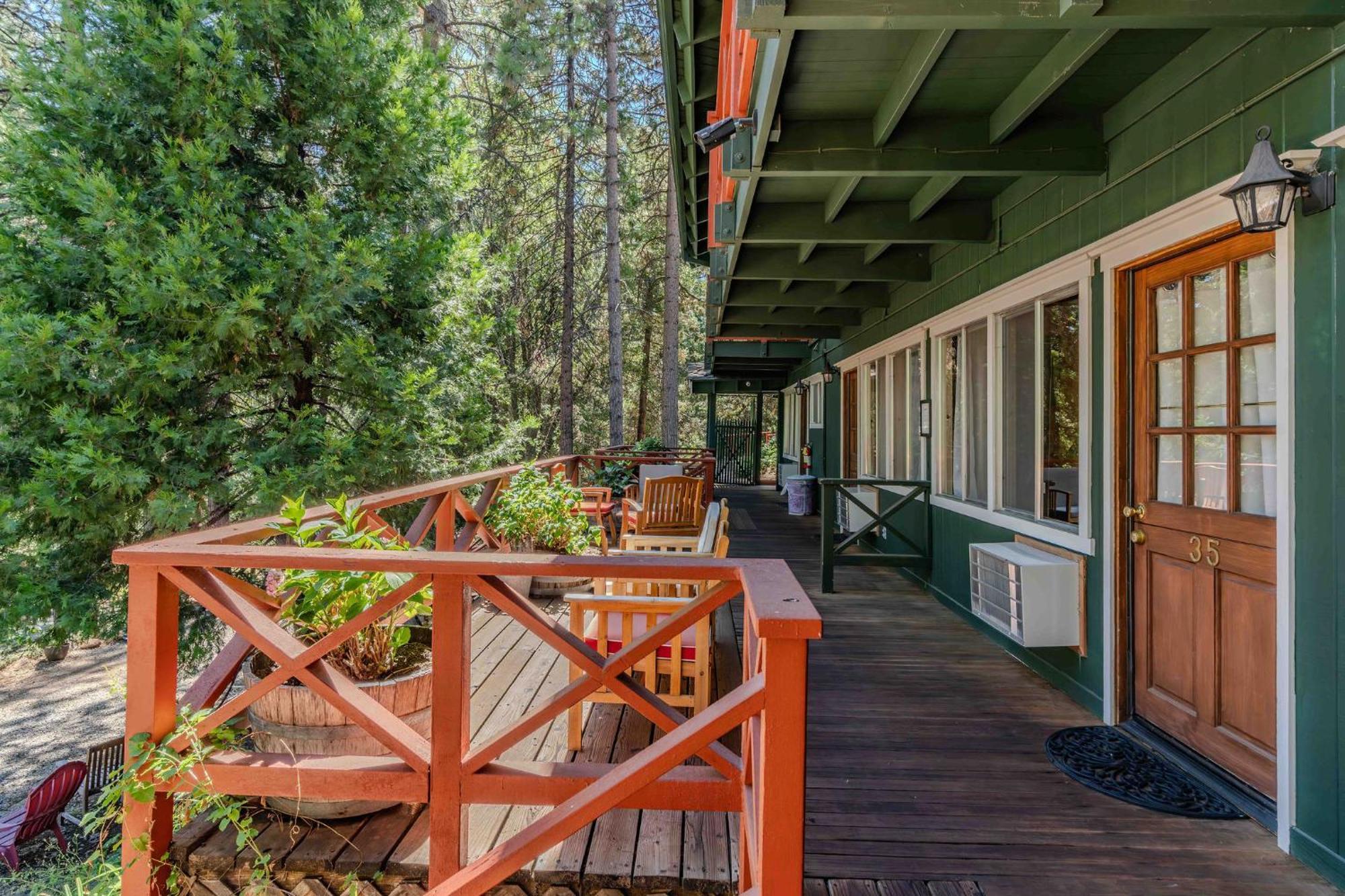 Narrow Gauge Inn Fish Camp Bagian luar foto